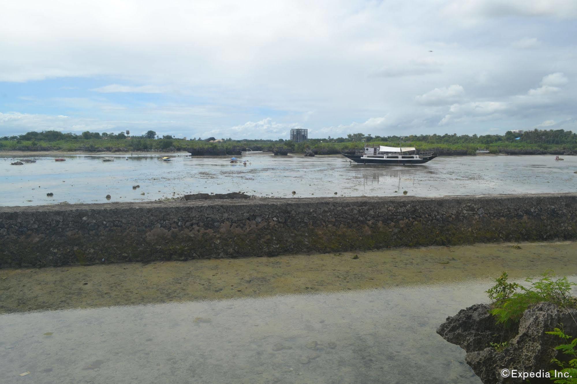 Alfheim Resort Lapu-Lapu City Bagian luar foto